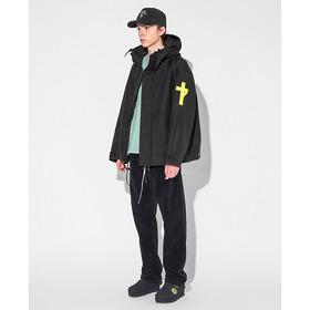 7 Cross Patch Nylon 3-Layer Mountain Parka 詳細画像