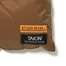TAION x STUDIO SEVEN LONG DOWN MUFFLER　 詳細画像