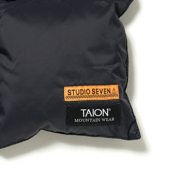 TAION x STUDIO SEVEN LONG DOWN MUFFLER　 詳細画像 O.White 14