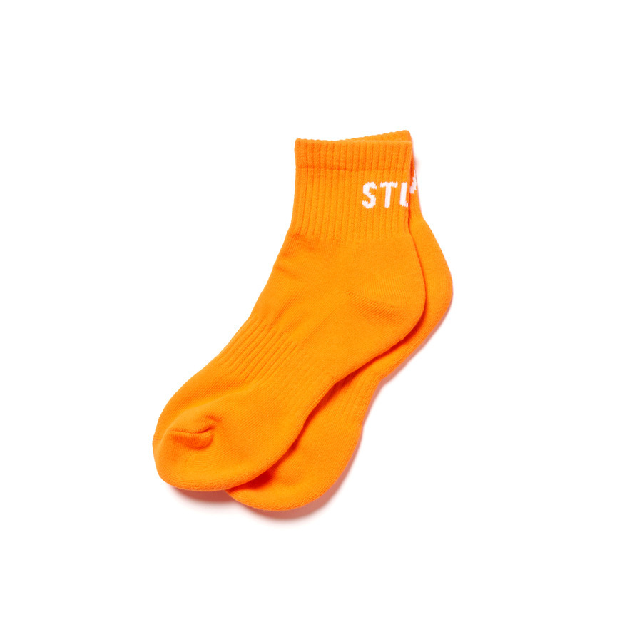 NEON LOGO Short Socks | STUDIO SEVEN (スタジオ セブン)