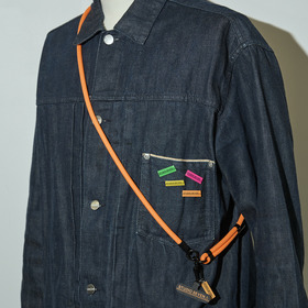 NEON LOGO Pins 詳細画像