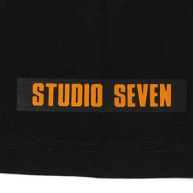 TEAM STUDIO SEVEN TEE 詳細画像