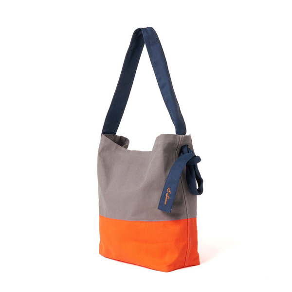 2-Tone Canvas Bag 詳細画像 Grey 1